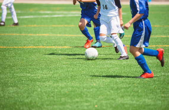 小学生・中学生の向上心を育む丁寧なサッカー教室 | 八代市でスポーツなら一般社団法人くま川スポーツアカデミー